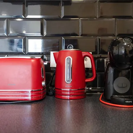 Tac - Oasis 7 - Seaviews *