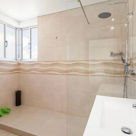 Daire Tac - Oasis 7 - Seaviews *